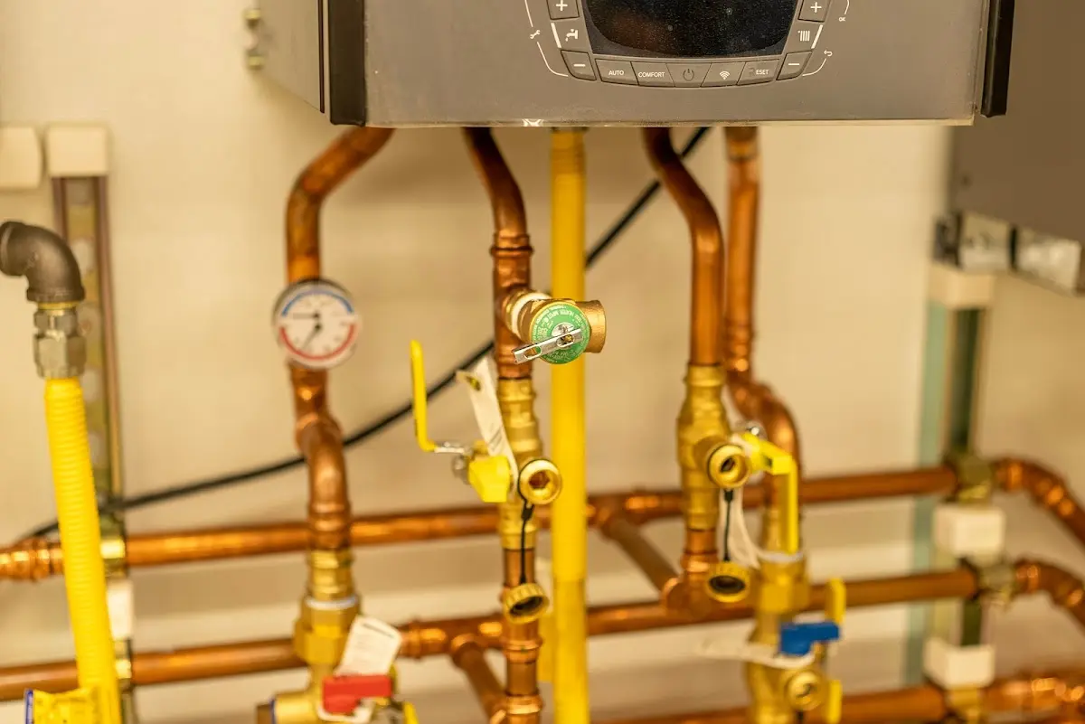 Licensed technician providing Sewer Cleanout for a homeowner in Savoy